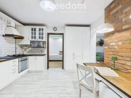 Na sprzedaż 3 pokojowe mieszkanie z ogródkiem