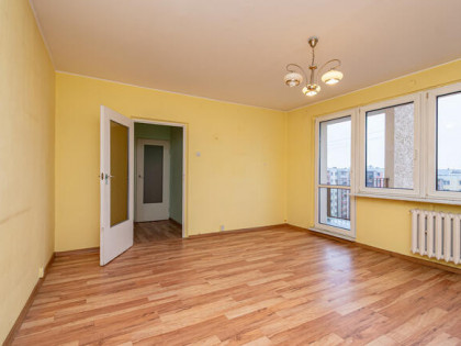 Mieszkanie z balkonem na sprzedaż