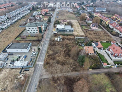 Działka usługowo-mieszkaniowa