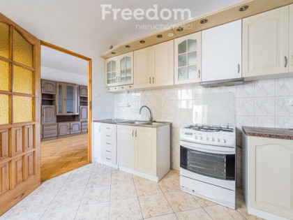 Cztery pokoje z oddzielną kuchnią na Tarchominie
