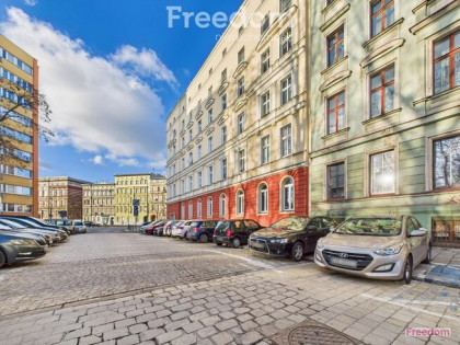 Kawalerka, do remontu, blisko rynku,31,6m2 centrum