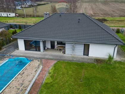 Dom jednorodzinny Bydlino