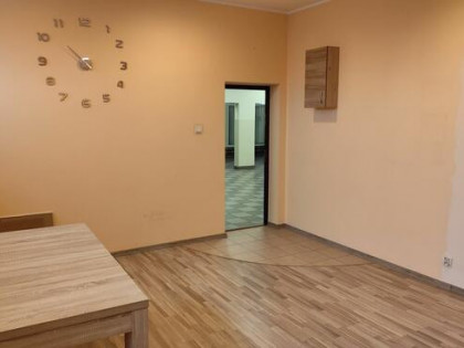 Sympatyczny lokal o pow. 27,5m2, Ip. - os. PIASTA