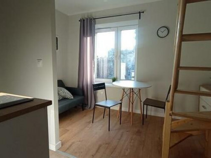 Do wynajęcia studio, antresola, centrum,Pl. 3 maja