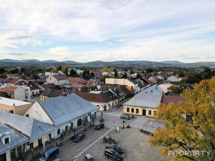Dom Stary Sącz Centrum, 11 Listopada