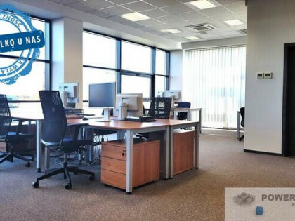 Lokal użytkowy pod biuro przy Balicach, parking