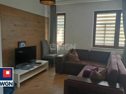 Apartament 101M2 z ogrodem, sauną i jacuzzi w Nałęczowie.