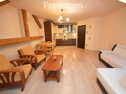 Mieszkanie z potencjałem w dobrej cenie! Parking.