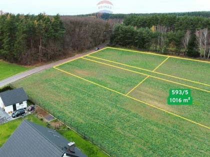 Widokowa parcela w pięknej wsi Mojęcice