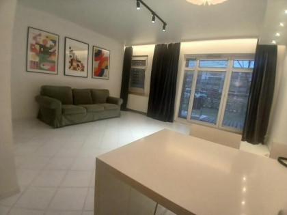 52m2 / 2 -pok w apartamentowcu z garażem /Wilanów