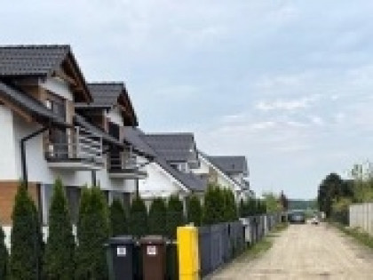 Nieruchomość niezabudowana - Dąbrowa