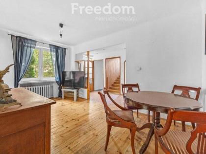 Pół bliźniaka z potencjałem – taras, ogród, garaż