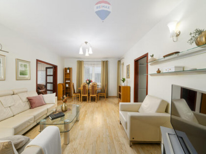 przestronne M4 Praga Południe