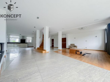 Wyjątkowy Dom w zabudowie Szeregowej ul. Oboźna