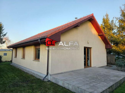 Dom Świdnica, obrzeża miasta