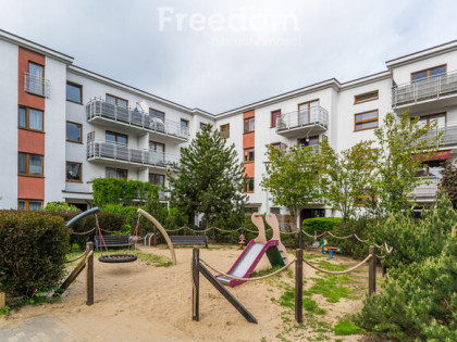 Okazja  3-pokoje W-wa miejsce w garażu GRATIS