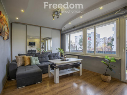 3-pokojowe mieszkanie z dużym balkonem na parterze