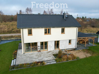 Dom dla dużej rodziny w malowniczej okolicy