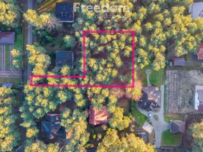 Miejsce na dom wśród zieleni