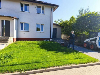 Do wynajęcia dom z trzema mieszkaniami