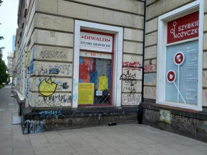 Wynajmę jedno pomieszczenie