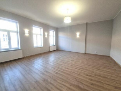 Atrakcyjny lokal użytkowy po generalnym remoncie