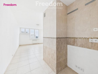 Kawalerka, prawie 24 m, super lokalizacja,