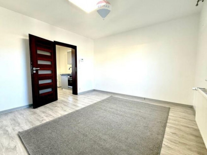 Duża kawalerka w Kamienicy