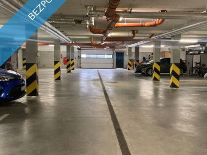 Teraz 11.000 zł taniej.  Miejsce postojowe w garażowcu- Nowa Cukrownia.