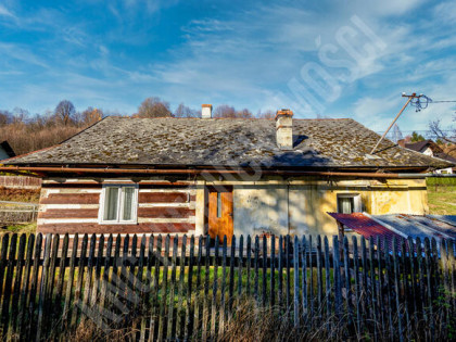 Stary drewniany dom z duszą