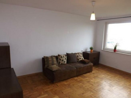 Do wynajęcia jasna kawalerka, M. Patriotów 6