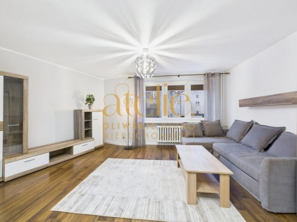 Mały metraż, topowa lokalizacja, tuż przy UMG