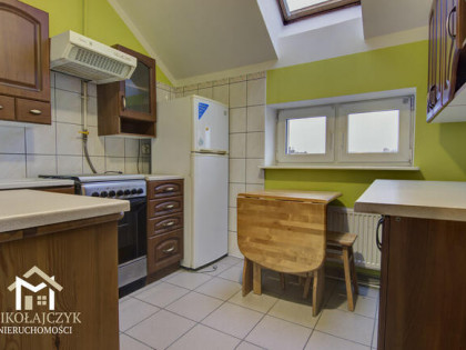 2 pokoje / Pl. Konstytucji 3 Maja / 43 m2 / 3 piętro