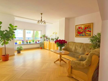 4 POKOJE Z 2 TARASAMI I GARAŻEM NA KABATACH