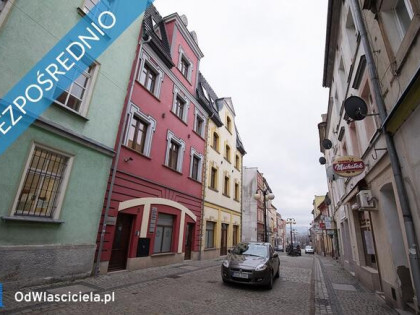 Kamienicę z apartamentami oraz częścią zorganizowanego przedsiębiorstwa sprzedam