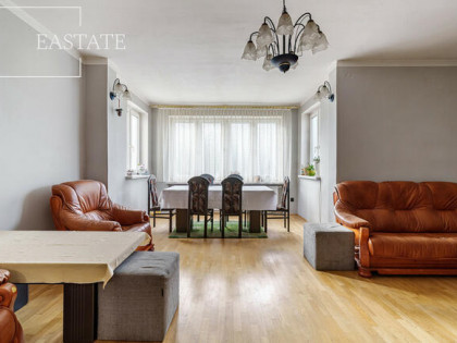 Dom Czersk gm. Góra Kalwaria,