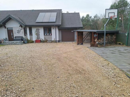 Dom jednorodzinny 140m2 - poddasze użytkowe. Otoczenie lasu.