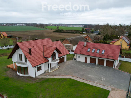 Rezydencja z zapleczem inwestycyjnym oraz SPA