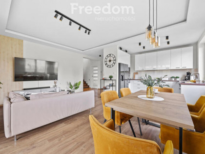 Piękny dom wolnostojący Jaktorów Kolonia