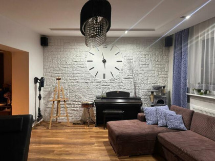 Czeladź, bliźniak w stanie do zamieszkania