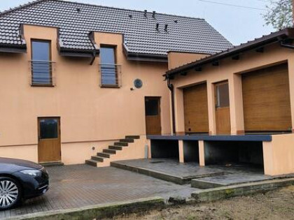 Lokal Handlowo-Usługowy 650 m2+Dom+Dwie działki obok siebie