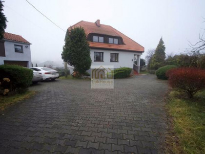 Dom Wieszowa gm. Zbrosławice, Bytomska