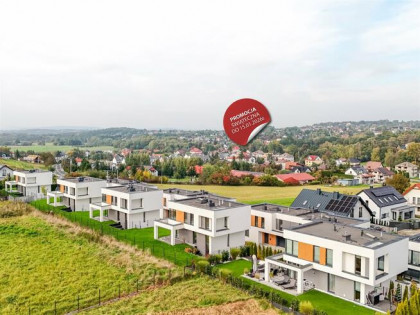 Dom Wrząsowice gm. Świątniki Górne, Wrzosowa