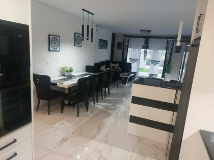 Sprzedam nowoczesny dom