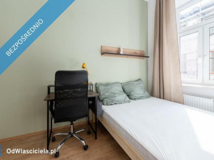 Dwupokojowe mieszkanie obok DW. Fabrycznego - w Pięknej Kamienicy