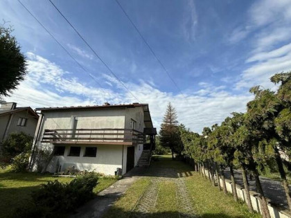 Syndyk sprzeda udział 4/8 w domu w Alwerni, os. Kamionki