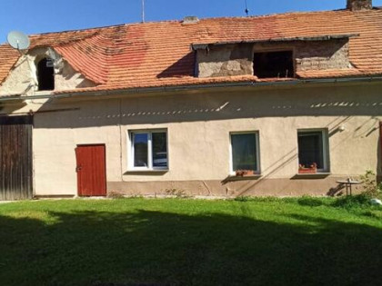 Mieszkanie do generalnego remontu - Szymanów