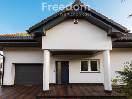 Na sprzedaż dom wolnostojący – Straszyn.