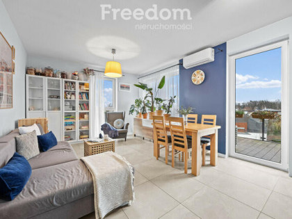 3-pokojowe mieszkanie z dużą loggią | Łazy