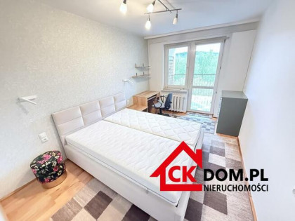 2 pokoje 53 m², balkon, Barwinek – Kielce